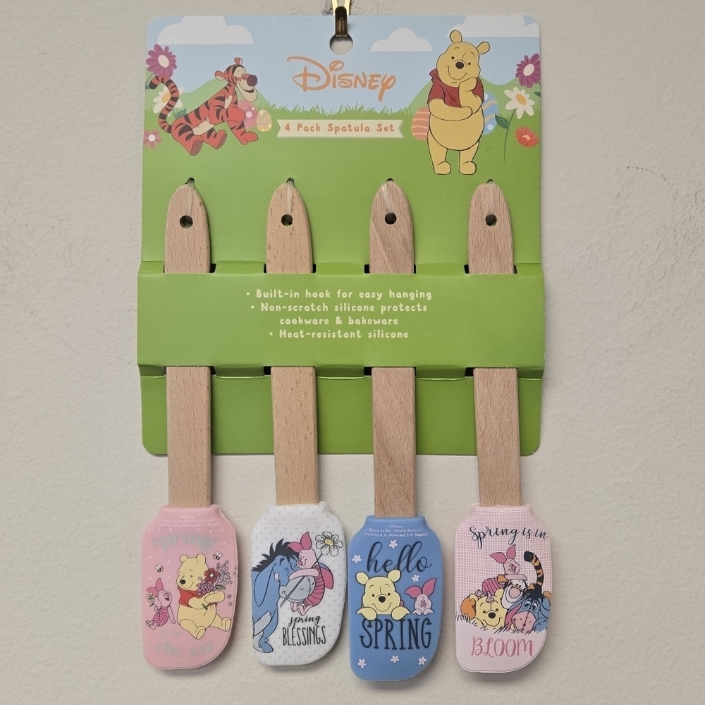 Disney Winnie the Pooh Floral 4 pack Spatula Set